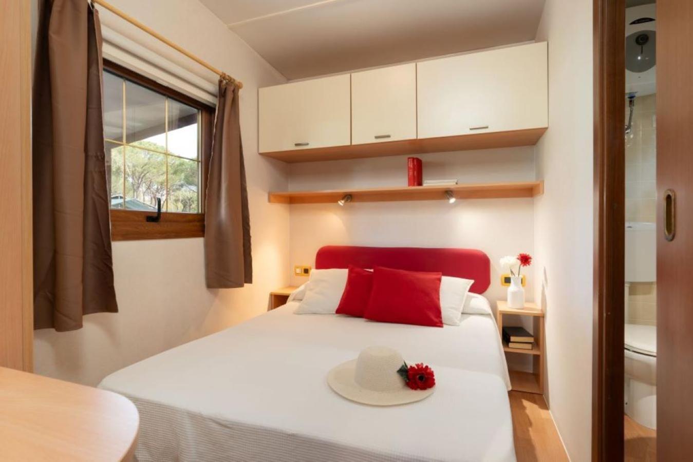 Camping Free Beach Marina Di Bibbona Eksteriør billede