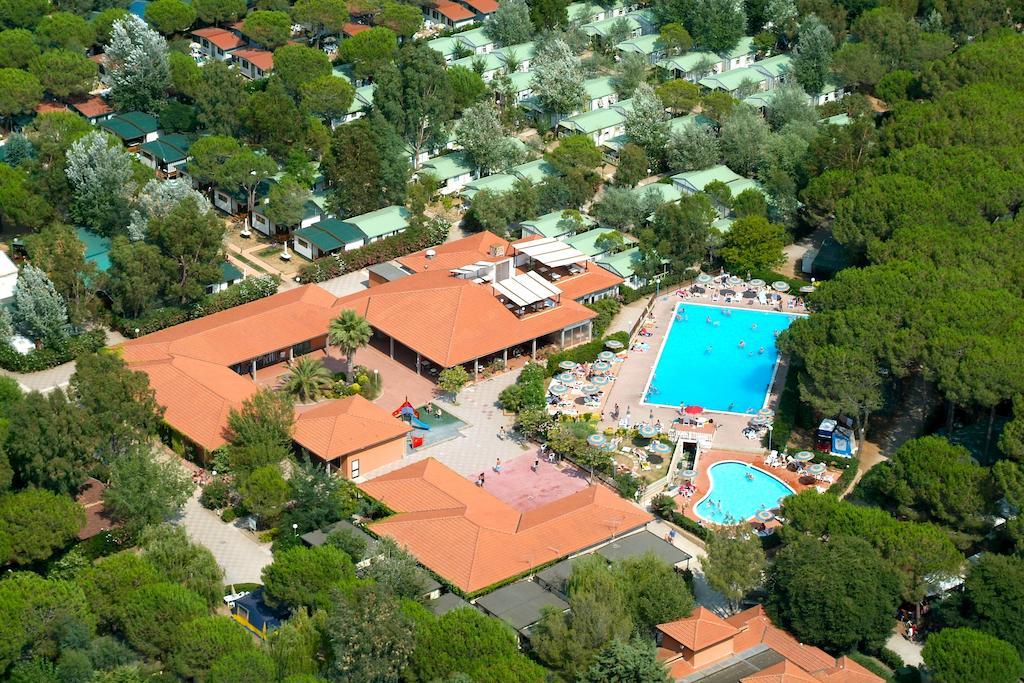 Camping Free Beach Marina Di Bibbona Eksteriør billede