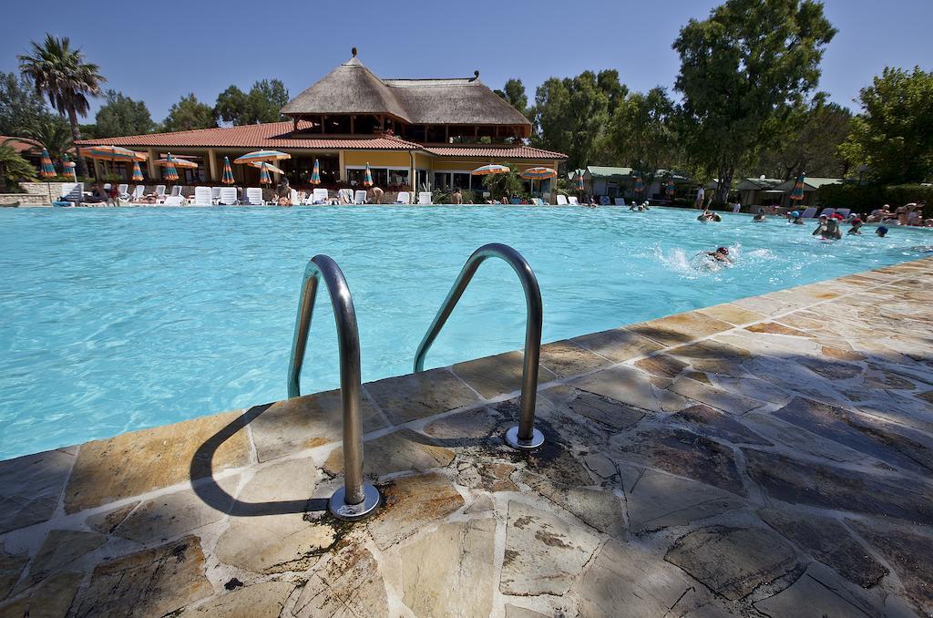 Camping Free Beach Marina Di Bibbona Eksteriør billede